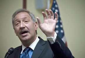 Keynote Speaker Mark Geragos, Esq. called for greater U.S. political and economic support of Artsakh.